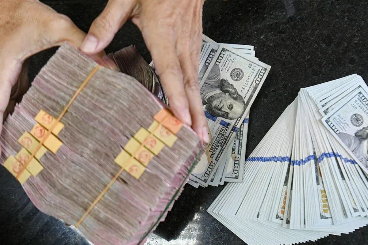 Rupiah diprediksi menguat terbatas jelang Nataru